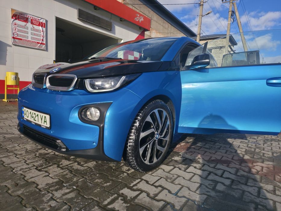 BMW i3 2016 рік Електромобіль