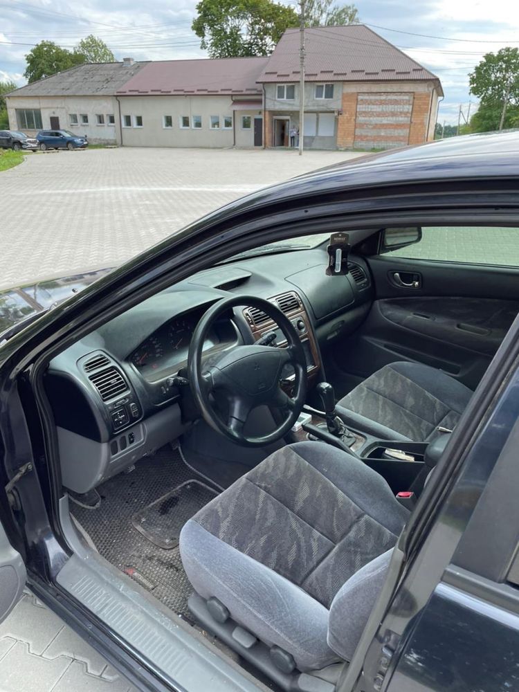 Продам Mitsubishi Galand 2,4