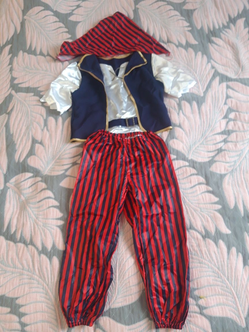 Карнавальний костюм  пирата