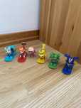 6 figuras interactivas Patrulha Pata + 2 carrinhos de oferta