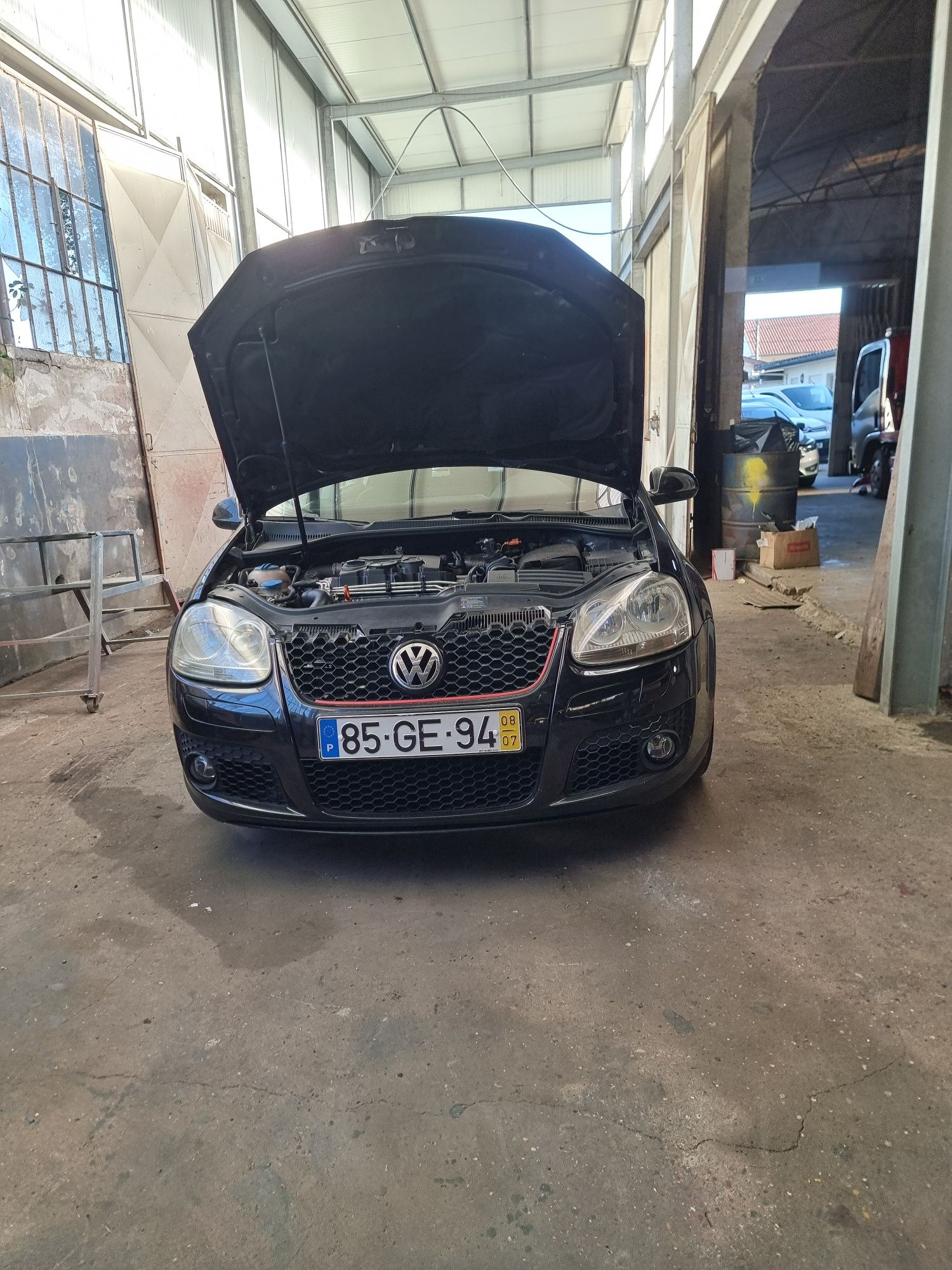 Volkswagen Golf V 1.9tdi