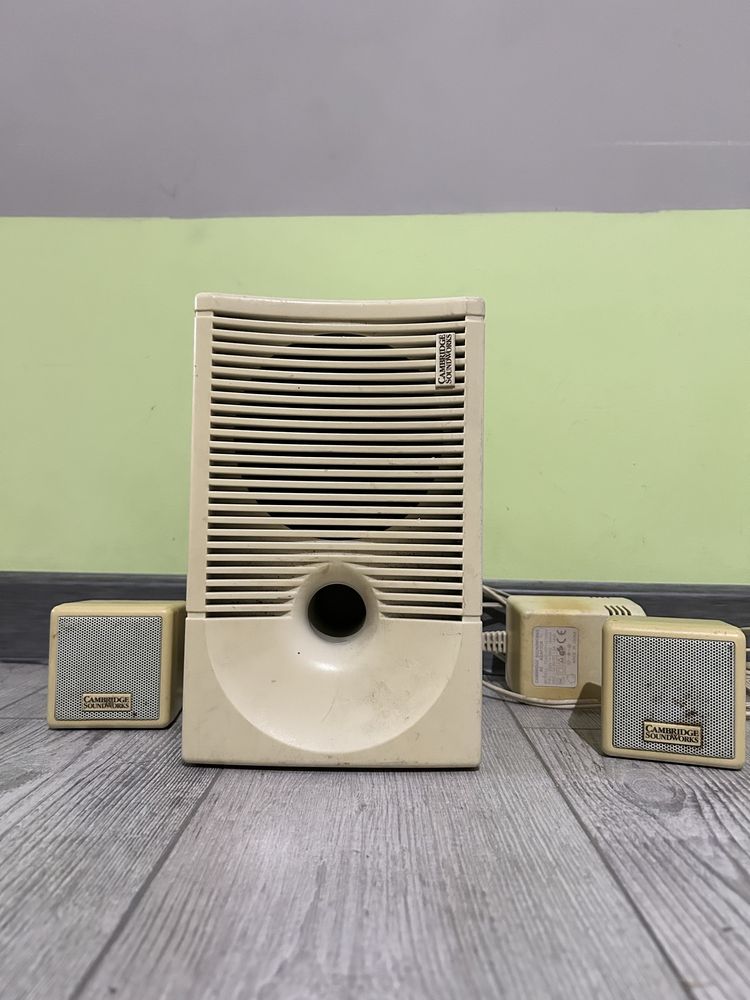 Glosniki 2+1  Cambridge Soundworks