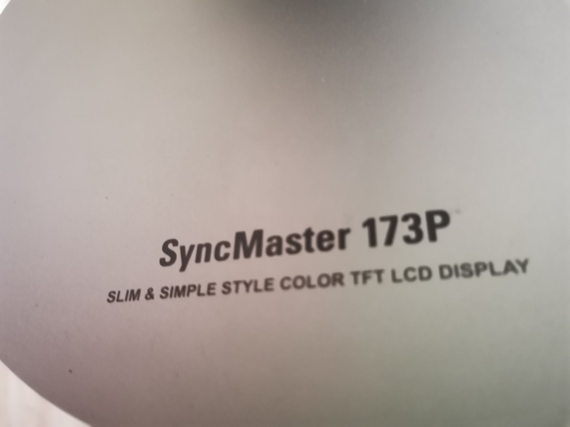 Монитор 17" Samsung SyncMaster 173P/ блок питания(14V/3A)