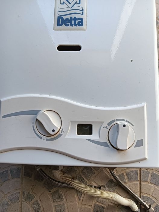 Esquentador Delta gás natural