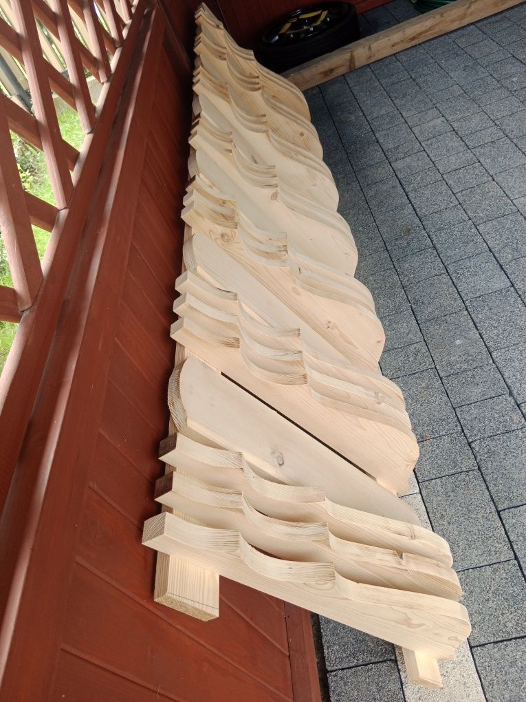 Płotek  ozdobny drewniany o  szerokości 250 cm / wysokości 71 cm