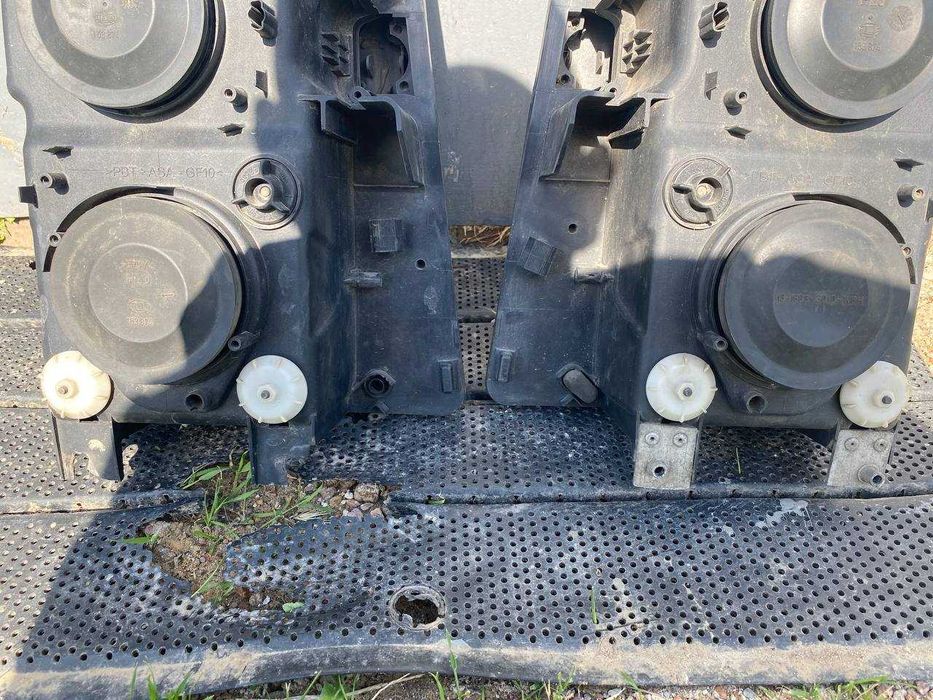 Фари Renault Magnum оригінал Hella