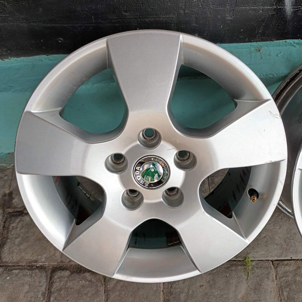 Диски титанові skoda оригінал Нові R-15/5/112
