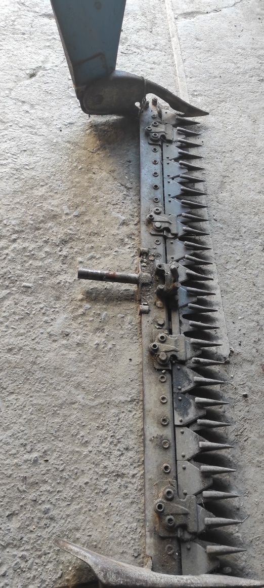 Listwa kosząca traktorek MF 70 140 cm