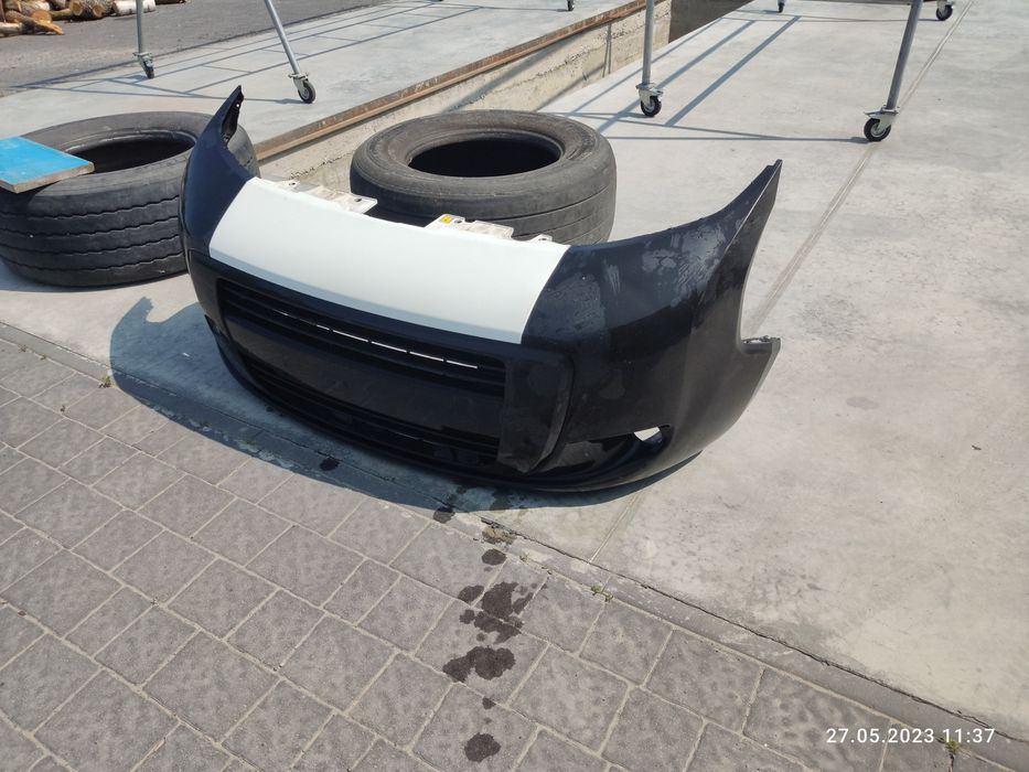 Бампер Peugeout Bipper