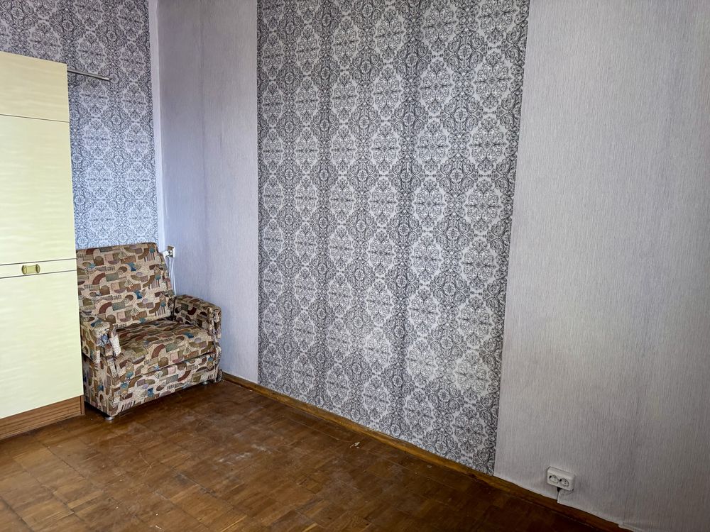 Терміново! Продаж просторої 2 кімнатної квартири 56 кв.м Троещина .