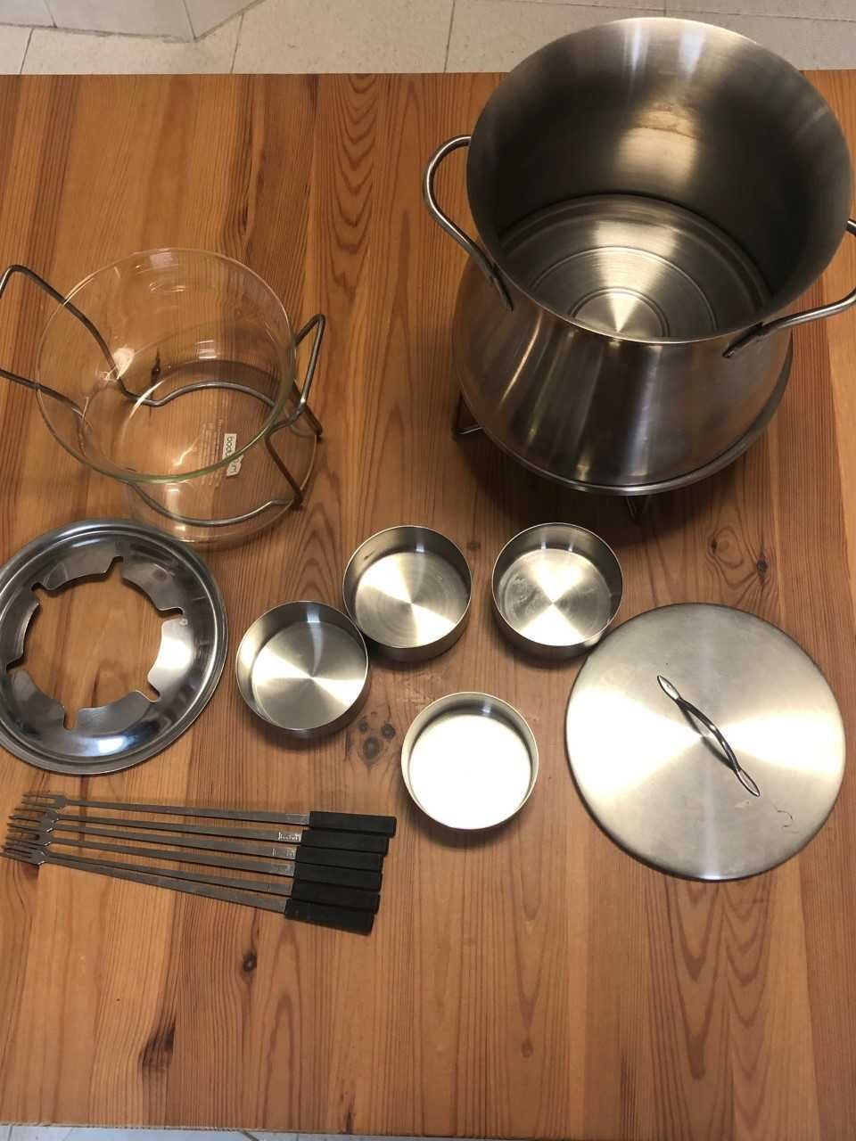 Fondue da Bodum + 4 taças inox extra