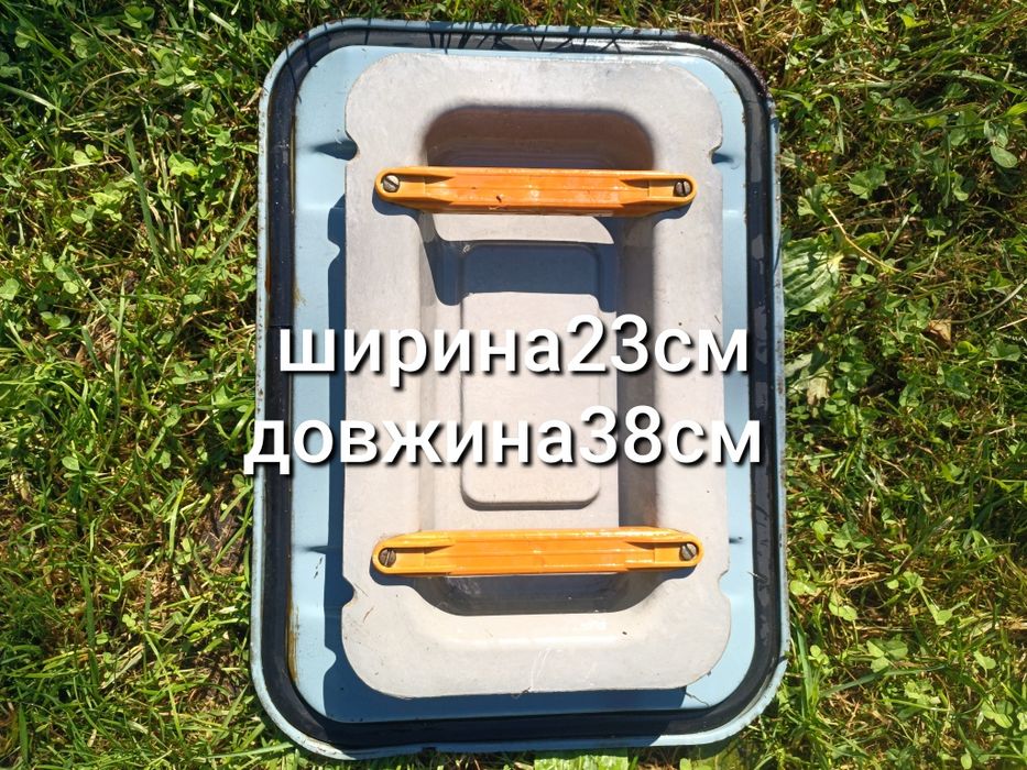 Продам крышку люка для авто