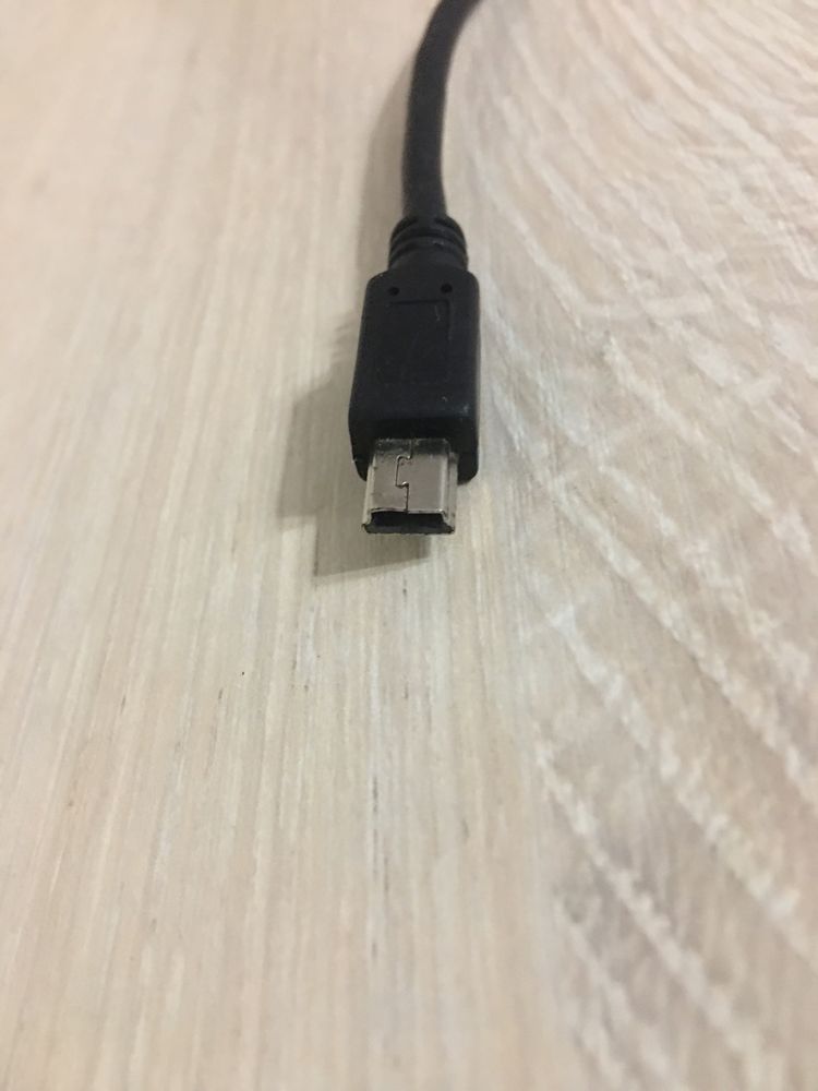 Кабель з роз'ємом USB A - Mini USB