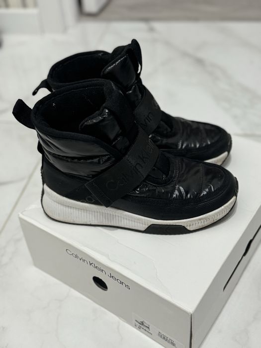 дутики Calvin Klein