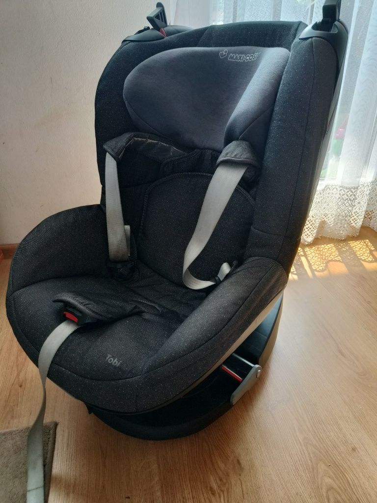 Foteliki samochodowy Maxi-cosi