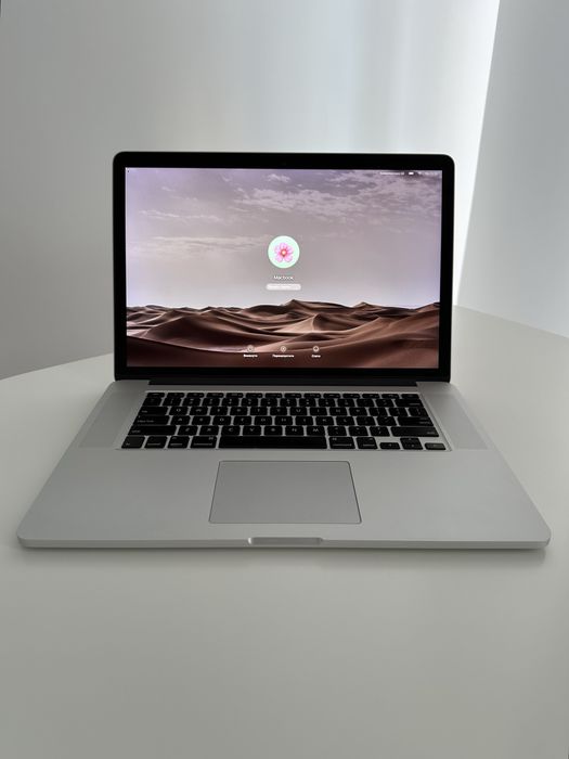 Macbook pro 15 2015 16/512GB