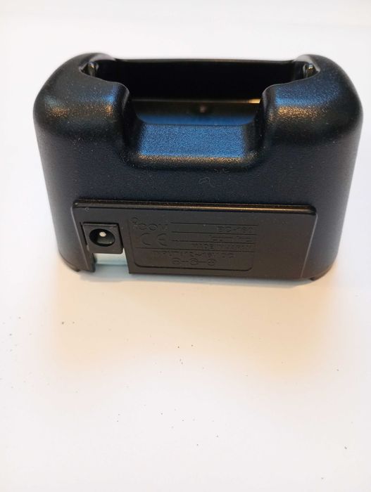 Ładowarka biurkowa  ICOM BC-160