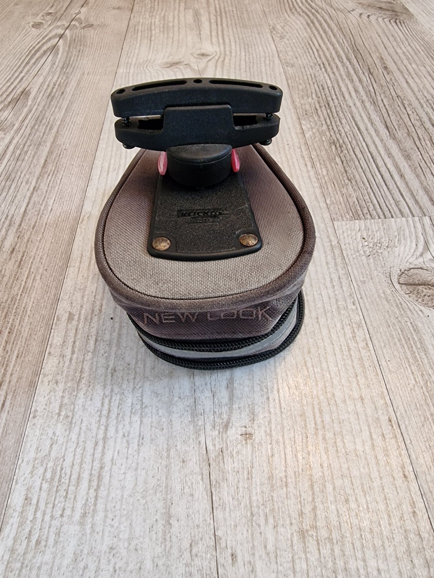 Saszetka torebka podsiodłowa New Lock
