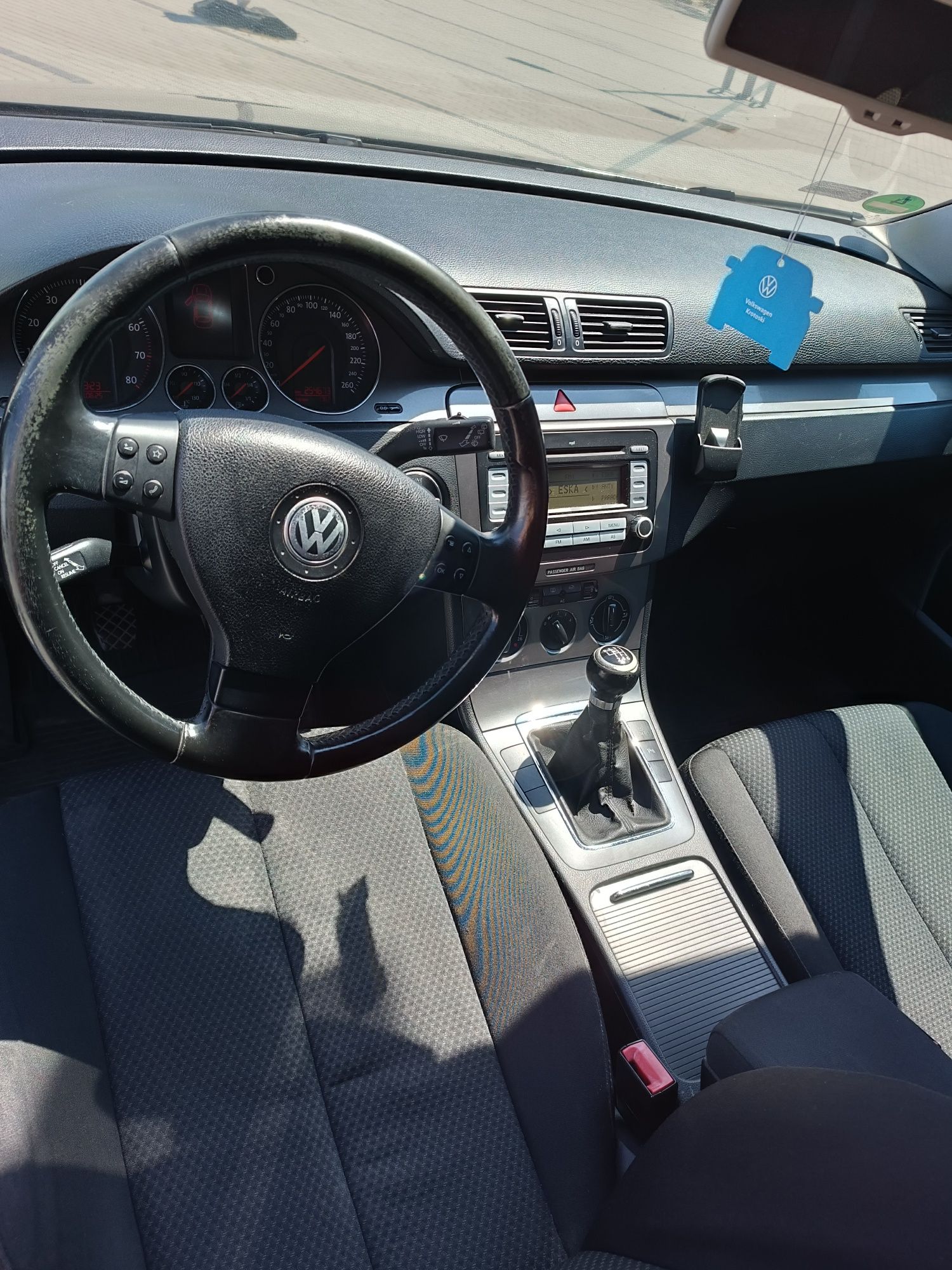 Passat B6, 1.6 benzyna