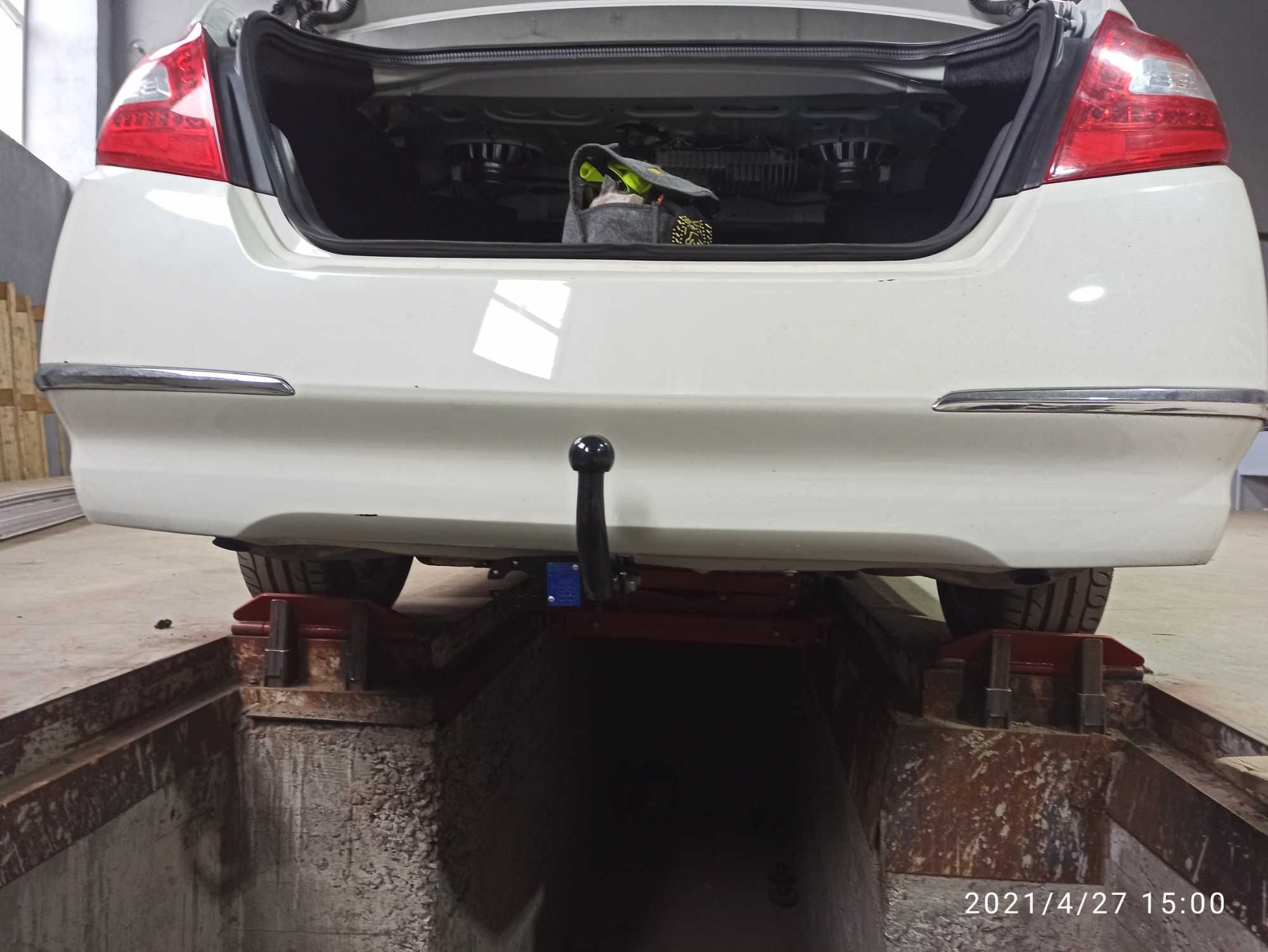 Фаркоп на Nissan X-Trail, Rogue, Patfinder, NV 200, 300, 400, NP 300