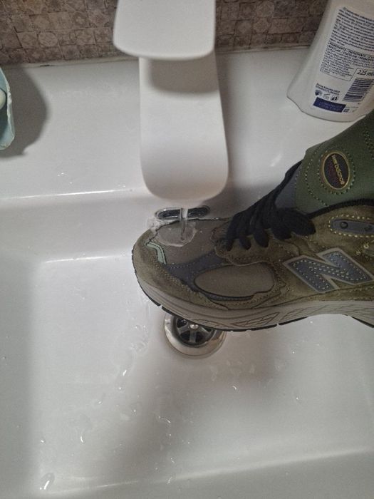 Кросівки New Balance 2002R waterproof