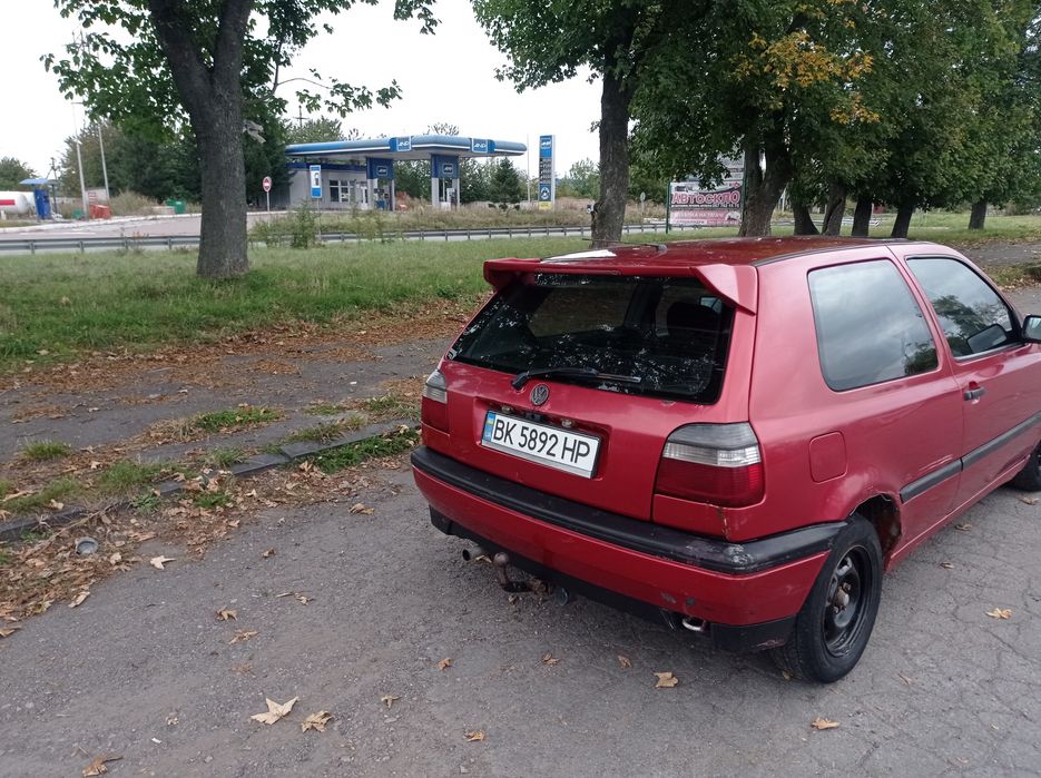 Автомобіль гольф 3