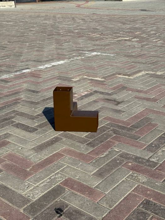 Зʼєднувач кутовий для бруса під кутом 90" градусів