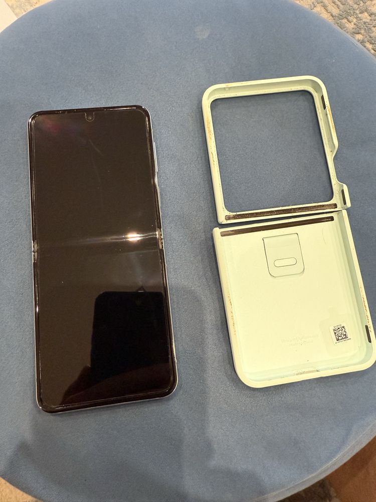 Samsung Galaxy Z Flip 5 8GB 512 GB