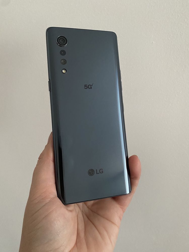 Продам смартфон LG G9 VELVET ThinQ Чохол та скло в подарунок.