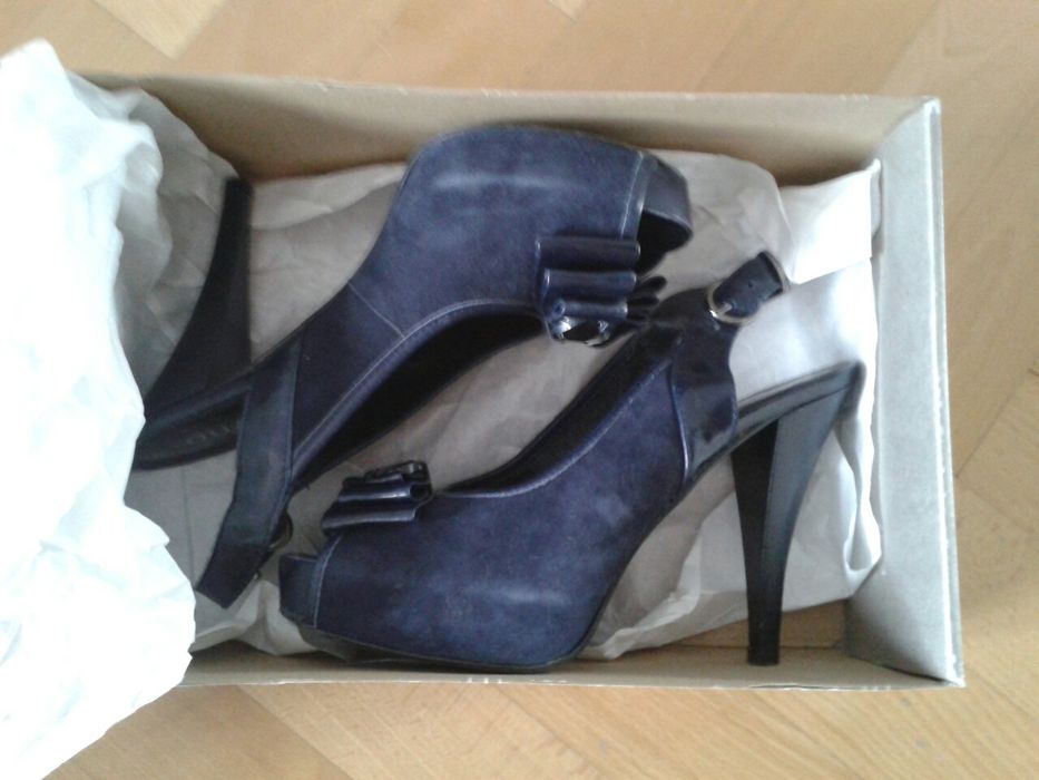 Nowe CCC Quazi granatowe eleganckie szpilki z platformą 37 wesele