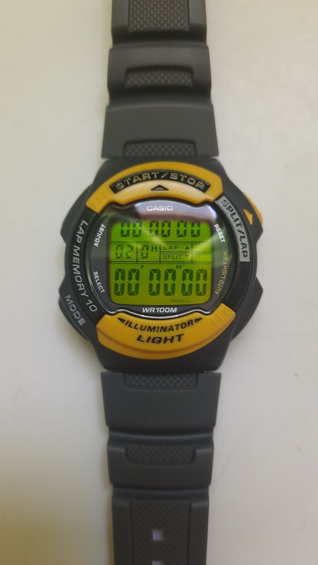 Спортивний годинник Casio WS-100H з підсвіткою в гарному станні, витри
