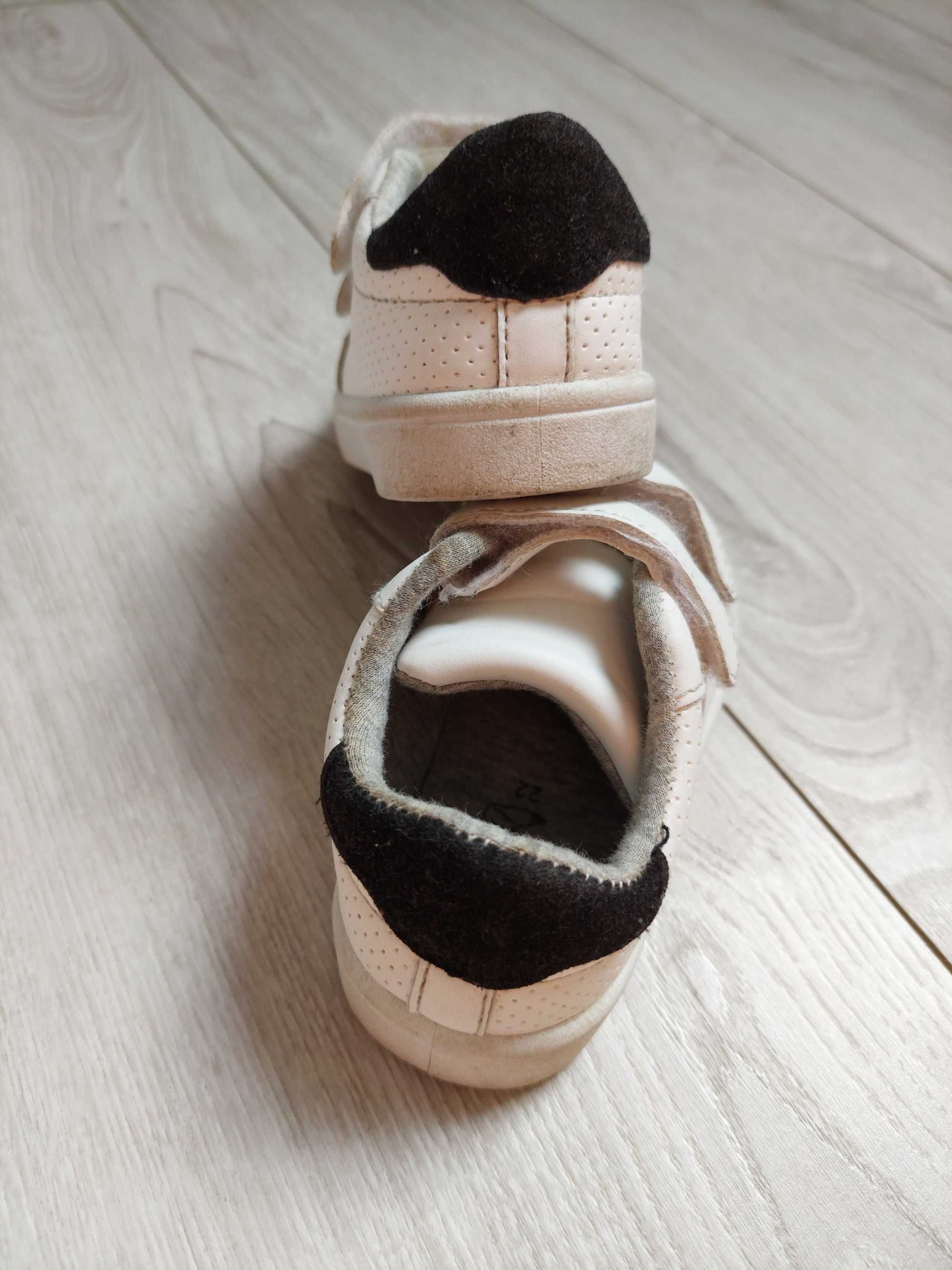 Białe buty jesienne adidasy na rzep Fox&Bunny r. 22