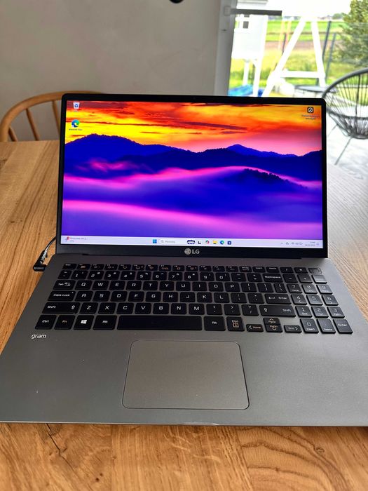 Ultrabook ,LG gram 15Z90N - 15,6"INTEL i5-10 gen nie macbook, lenovo ,
