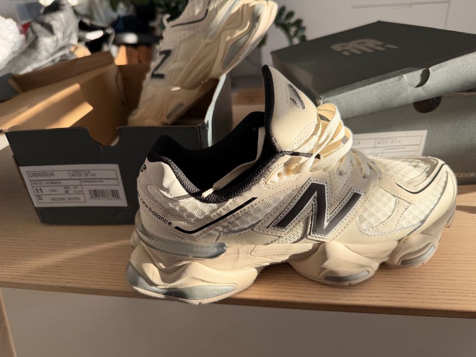 Męskie buty sportowe beżowe New Balance 9060 Driftwood 45