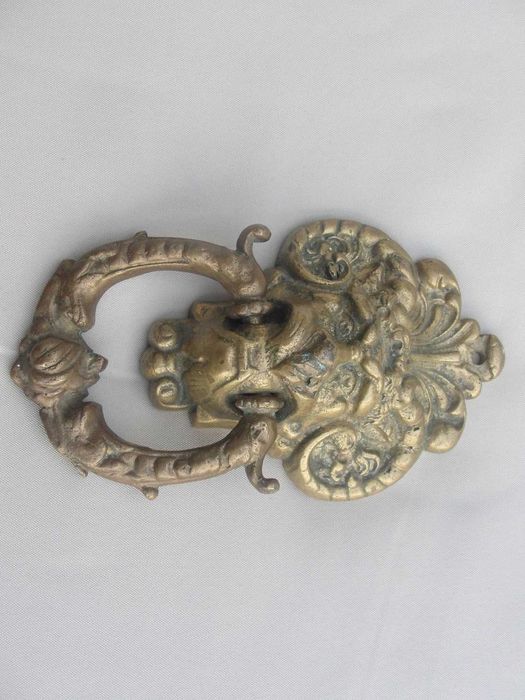 Kołatka z mosiądzu