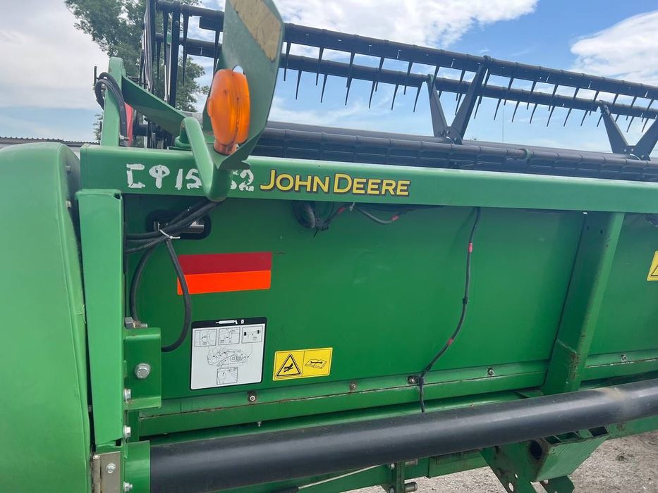 Жниварка  John Deere 625 F флекс 2014