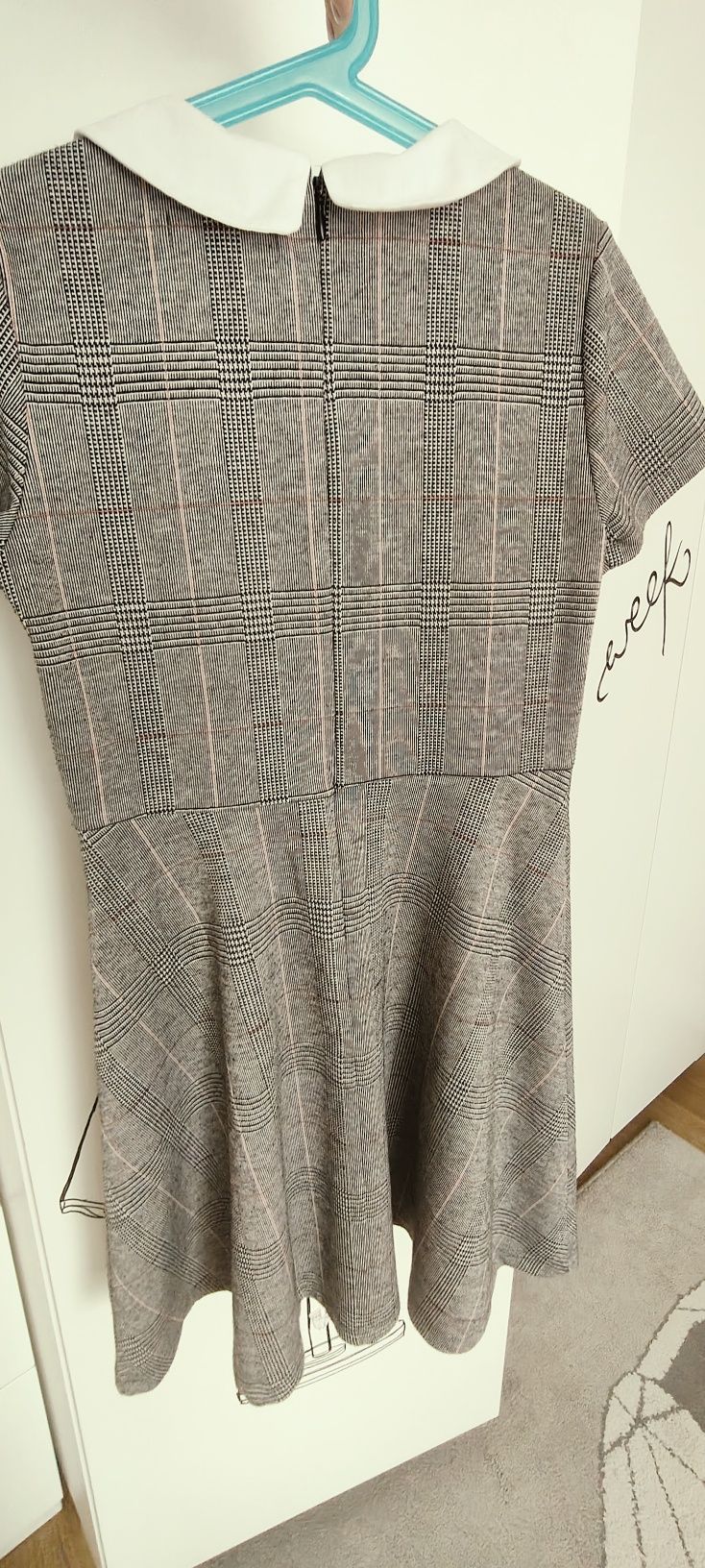 Sukienka w kratę Reserved rozmiar 152