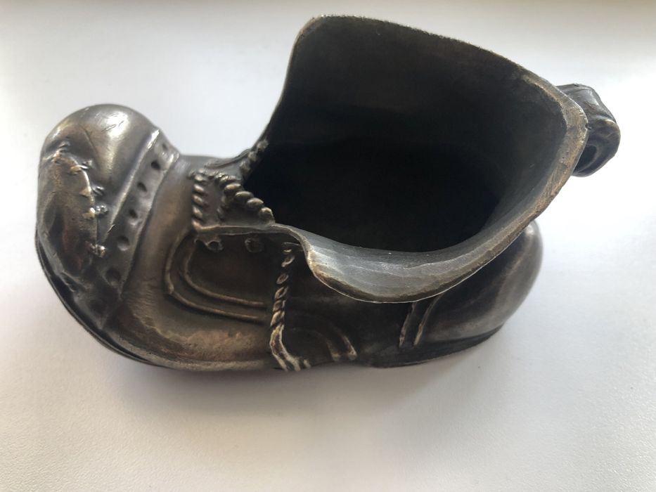Продам старовинну попільничку старинную пепельницу башмак