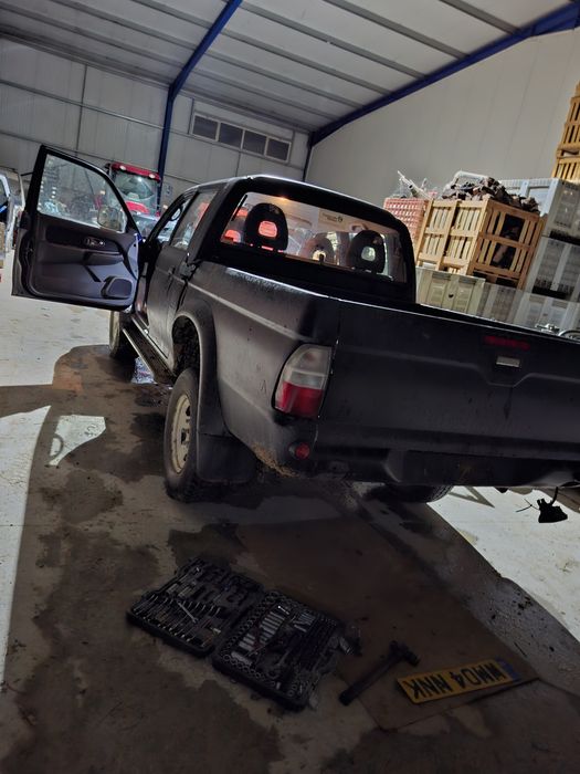 Mitsubishi l200 completo