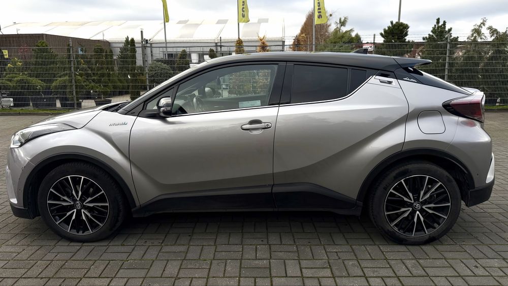 Toyota C-HR 1.8 Hybrid w bardzo bogatej wersji Selection