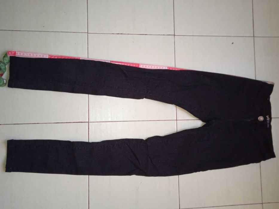 11 пар джинсов для девочки вместе на 12 лет рост 152 см(худая)