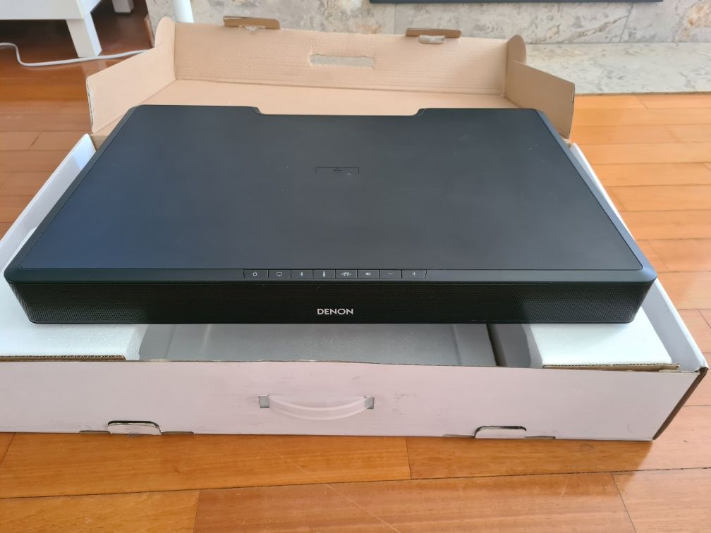 Denon DHT-100 base de som para TV