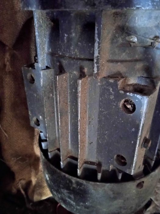 Электродвигатель електродвигун продам