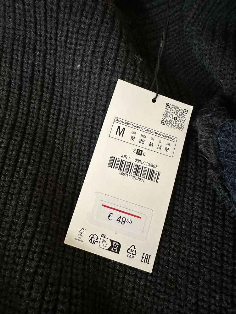 Zara oversize рваний светр розмір М світр кардиган