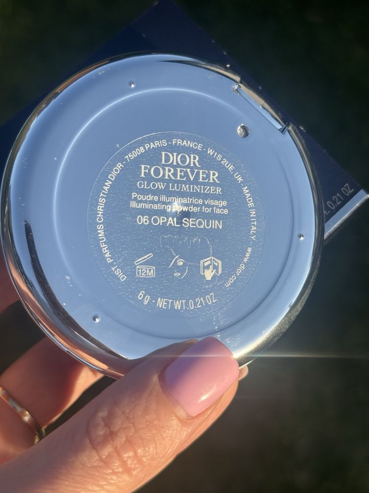 Хайлайтер сяючий Dior Forever 06