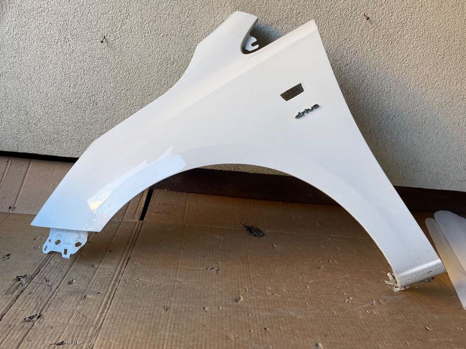 błotnik opel corsa d lewy ładny przód przednio