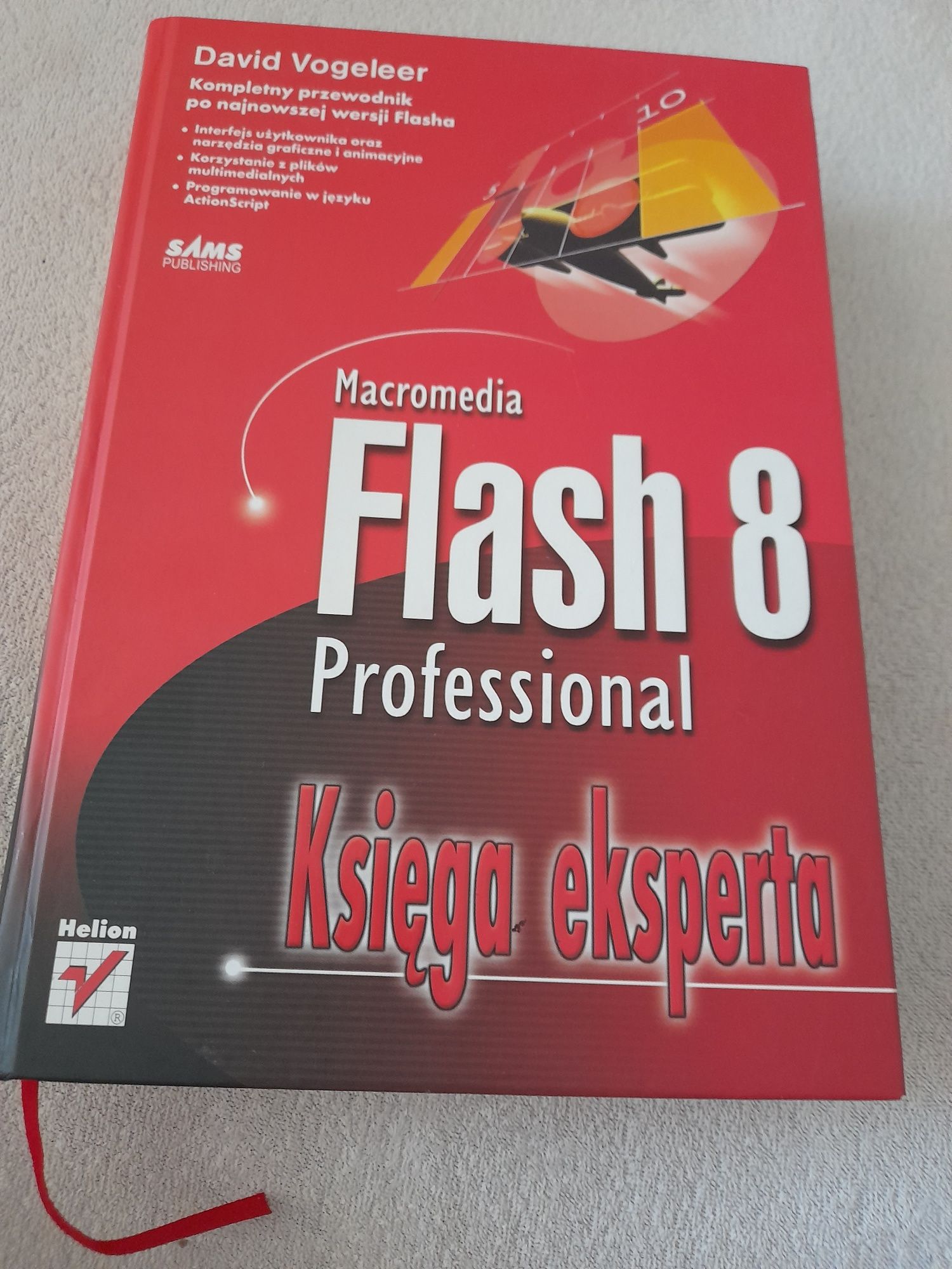 Macromedia Flash 8 Professional 2006 r