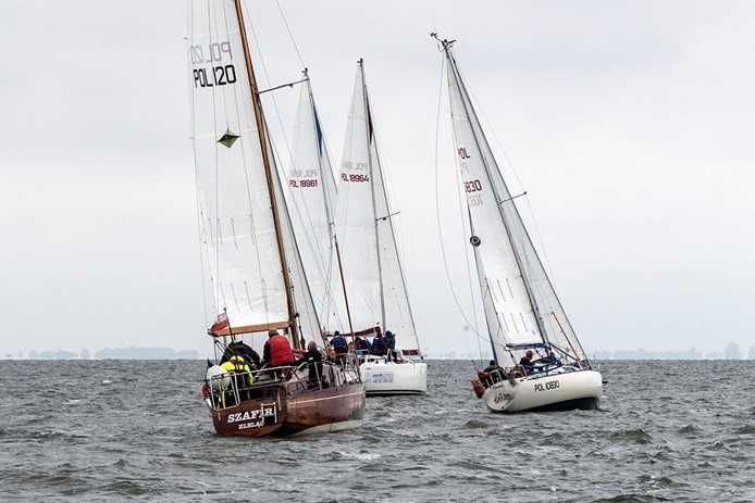 Jacht drewniany s/y Szafir 1967r.