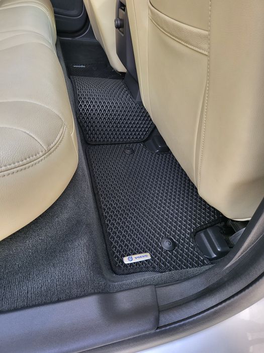 Volvo V60 2016 2.0. Бензин