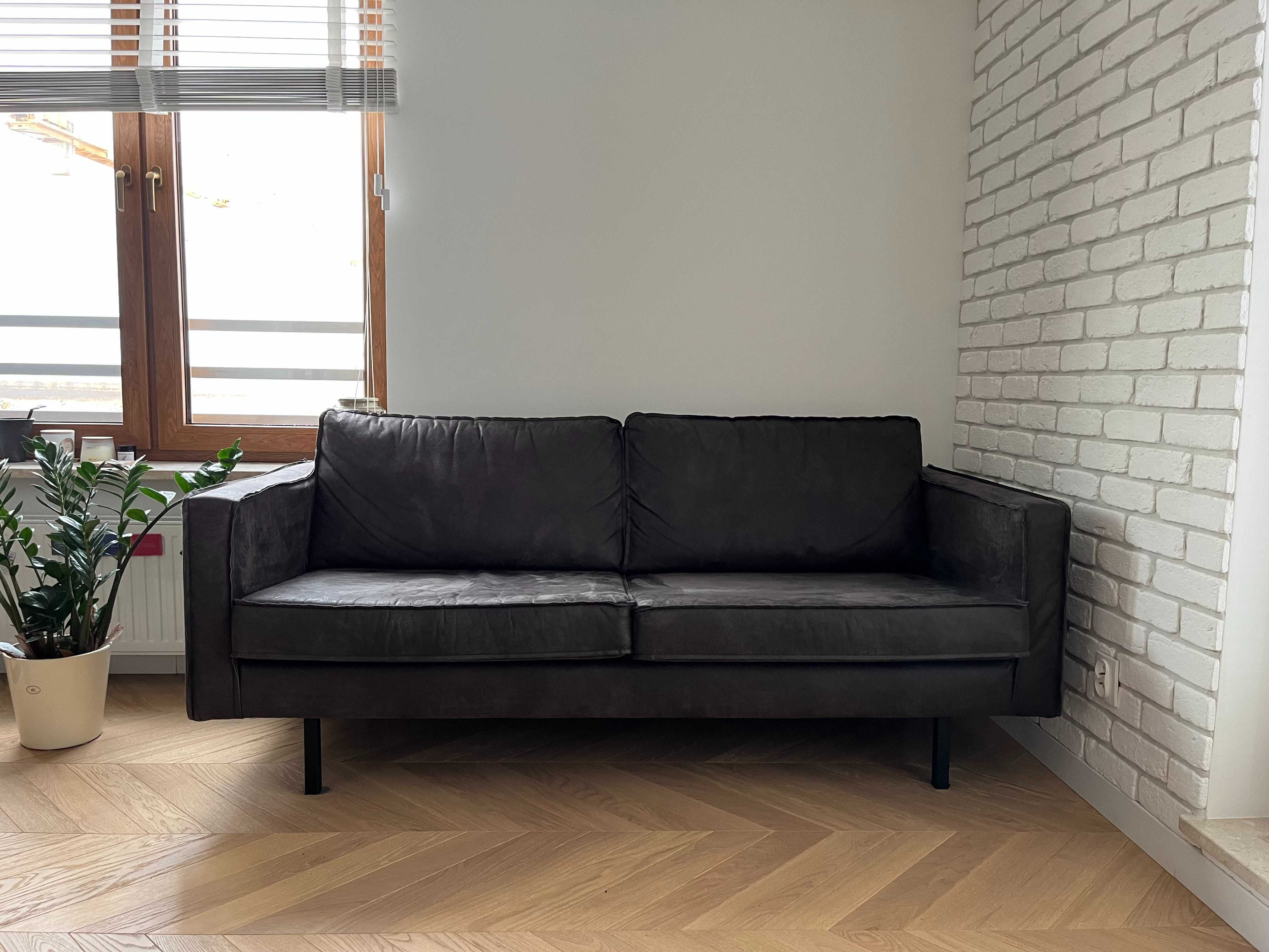 Sofa 2,5-osobowa skórzana RODEO czarny Be Pure